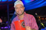 ¡Montado a caballo! Alejandro celebra 10 años de trayectoria y su cumpleaños