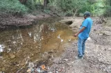 Calidad del agua en río Corona en San Carlos es verificada