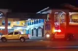 Discute con una chica y el hermano de ella casi lo mata de un tiro