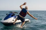 Italiano muere tras caer de moto acuática en playa Veracruz