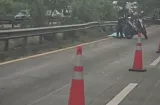 Motociclista choca contra barandal en Vía Centenario y fallece en el acto