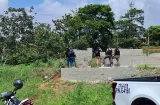 Sicarios ajustan cuentas en La Invasión; dejan un muerto y un menor herido