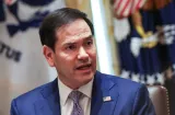 Cuba lo gobierna un incompetente; Rubio cree que diálogo va bien
