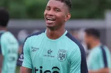 Fidel Escobar asegura que está recuperado para enfrentar a Brasil