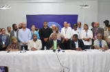 ¡Colón en medio de pelea! Alcalde advierte despidos tras derogación de manual