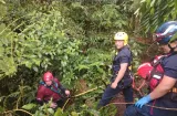 Cabeza de agua arrastra a hermanos en río Macho de Monte
