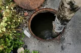 Toneladas de sedimentos y desechos obstruían drenajes en Barrio Norte