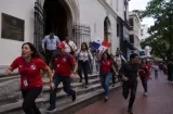 ¡Se paraliza el gobierno! Mulino da salida temprano por juego de Panamá