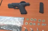 Armas, droga y detenido tras allanamientos en Santa Ana  y  Calidonia