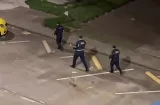 Policías son recibidos a punta de bala cuando intentaban poner fin a parking
