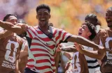 Estados Unidos vence 2-0 a Australia y asegura pase a dieciseisavos de final