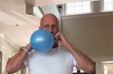 Bruce Willis reapareció tras casi 4 años de su diagnóstico de demencia