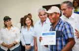Mulino aterriza en Chiriquí con casas y títulos para más de 500 familias