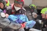 Un bebé, una abuela y sus nietos entre los rescates milagrosos en Venezuela