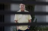 La policía brasileña registra la casa de Jair Bolsonaro en busca de armas