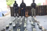 ¡Les jodieron la vuelta! Incautan droga que iba en un contenedor para Hong Kong