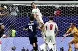 Argentina remontó ante Inglaterra y se cita en la final ante España