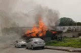 En Colón se incendia el conocido puesto de pescado "La Powasa"