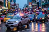 Hasta mil palos de multa por usar luces escoltas sin autorización