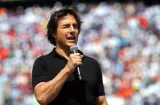 Tom Cruise y Robbie Williams calientan la final del Mundial
