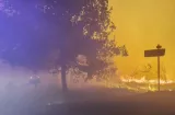 Francia: Incendio impredecible en Gironda deja 220,000 evacuados