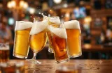 EE.UU.: Quitan licencia a bar que ofrecía cerveza gratis si moría Trump