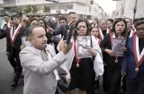 Cientos de personas protestan en Lima contra la investidura de Keiko Fujimori