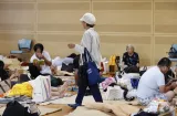 Terremoto en Japón deja 34 muertos y miles luchan por agua y refugio