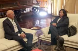 Chavismo y oposición acuerdan discutir sobre garantías políticas