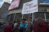 Chavistas rechazan diálogo y denuncian "injerencia" de los gringos