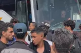 ¡Indiferencia! Madres buscan a sus hijos y primer ministro marroquí vacaciona