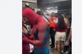 Peo obliga a evacuar sala de cine durante función de Spider-Man en Colombia