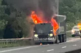 Camión cargado de granos arde en la autopista Panamá-Colón