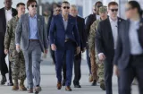 Canal blindado! Hegseth supervisa maniobras