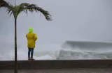 Lala se convierte en huracán y se aproxima a Hawái con riesgo de tocar tierra