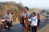 Cerca de medio centenar de muertos y 2,000 evacuados por terremoto en Indonesia