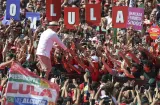 Brasil: Lula y Flávio Bolsonaro abren campaña centrados en seguridad