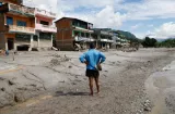 180 muertos y casi 1.400 desaparecidos reportados por Nepal y China