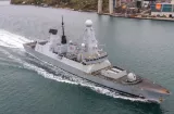 Marina británica vigila buques rusos en aguas del Reino Unido