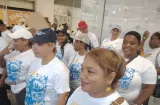 En Colón cientos de personas se unen a la Caminata Susie Thayer