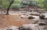 Evacúan a decenas de turistas del Gran Cañón tras repentinas inundaciones