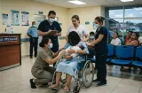 Mujer da a luz en sala de espera del Hospital Nicolás Solano