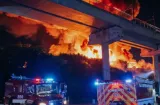 Voraz incendio en fábrica de colchones en Villa Zaita