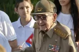 Raúl Castro estaría grave y recibiendo asistencia para mantenerse vivo 
