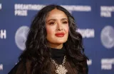 ¡No parece su edad! Salma Hayeck cumple 60 años