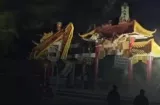Juzgado ordena suspender obras tras demolición de monumento chino