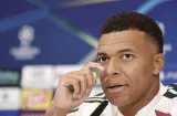 Mbappé piensa ganar el Balón de Oro y chifea las críticas