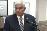 Mulino evalúa contratar especialistas extranjeros y permitirles ejercer