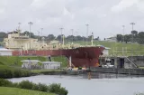 Canal implementa nueva restricción que reduce tránsitos a 32 diarios