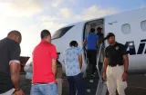 Migración saca a 67 extranjeros vinculados a delitos graves y a "Gota a Gota"